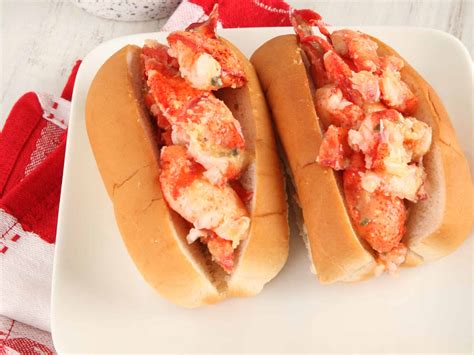 Maine Lobster Rolls Shipped | Buy Lobster Rolls Online