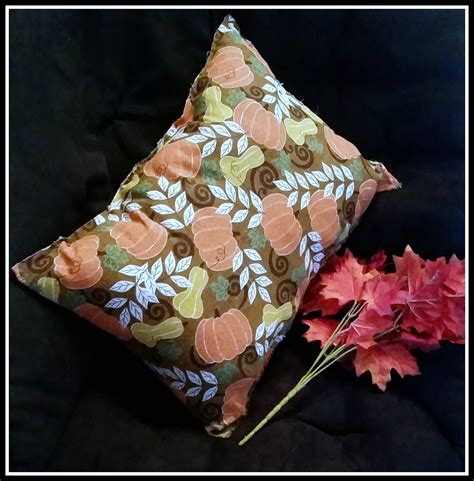 A Kaleidoscopic Dream : No Sew Throw Pillow