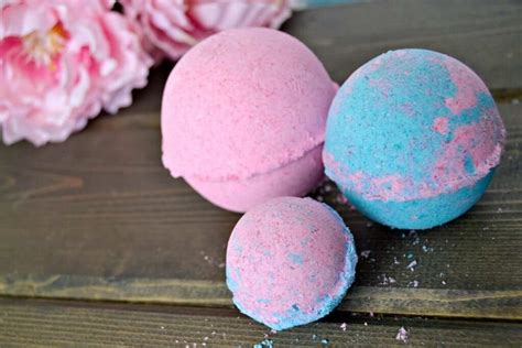 Homemade Bath Bombs DIY to save money! - Lou Lou Girls