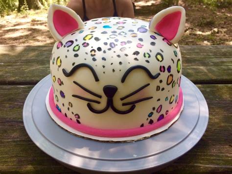 Leopard Birthday Cake Rainbow Leopard Print Cake Cakes Ive Made Pinterest Cheetah - birijus.com