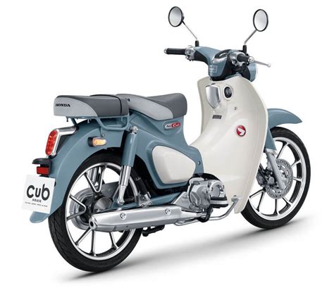 NEW 2022 Honda Super Cub 125 Changes Released! | C125 Scooter First Look...