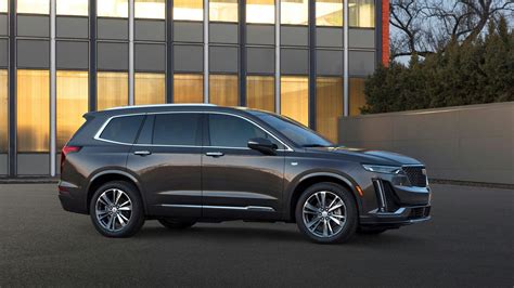 2020 Cadillac XT6 Review: All-New SUV Is Big but Falls Short | CARFAX