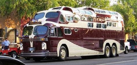 Did You Know That Triple-Decker Buses Actually Existed? – BESTpedia