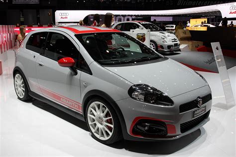 Fiat Abarth Grande Punto SuperSport - 2009 Geneva International Motor Show