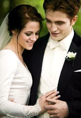 Happy Anniversary Edward and Bella! - Edward Cullen Photo (31822234 ...