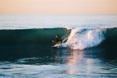 7 Of The Best Surfing Spots In The World | Glitter&Mud