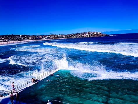 Coogee to Bondi beach walk – Me in the wide world