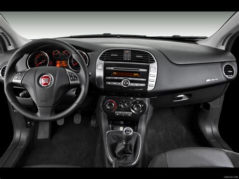 Fiat Bravo Essence 1.8 16V E.torQ | Interior