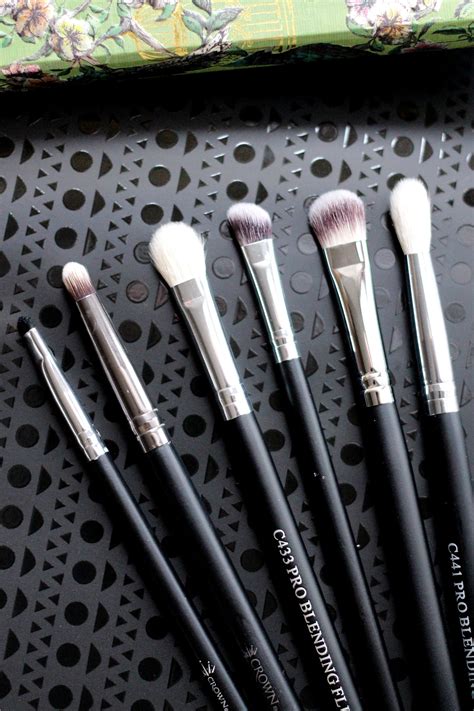 How Many Eye Makeup Brushes Do I Need | Makeupview.co