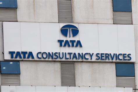 Tata Consultancy Services bags $700-million deal from Phoenix Group ...