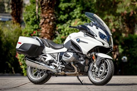 2019 BMW R 1250 RT first ride review - RevZilla