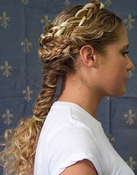 Ancient Greek braid hairstyle- The Owl Princess | Greek hair, Roman hairstyles, Historical ...