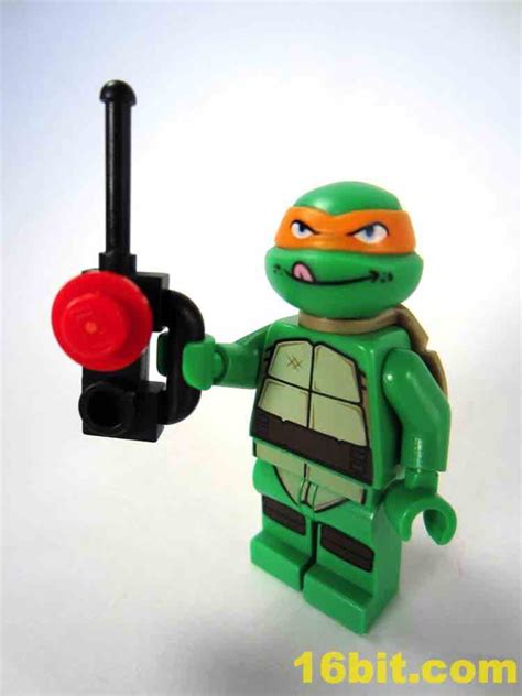 16bit.com Figure of the Day Review: LEGO Teenage Mutant Ninja Turtles Mikey's Mini Shellraiser Set