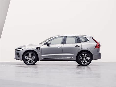 Shop 2023 XC60 Recharge Plug-in Hybrid SUV | Volvo Car USA