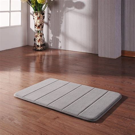 Amazon.com: Docbear Memory Foam Coral Velvet Non Slip Bathroom Mat, 17W X 24L Inches (Gray ...