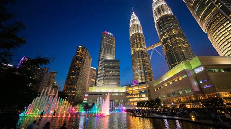 𝗧𝗢𝗣 𝟭𝟬 𝗛𝗼𝘁𝗲𝗹𝘀 𝗶𝗻 Kuala Lumpur (2020) | Expedia Singapore