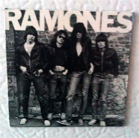 Ramones magnet S/T album cover