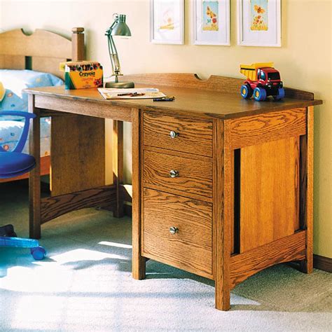 Woodworking desk design