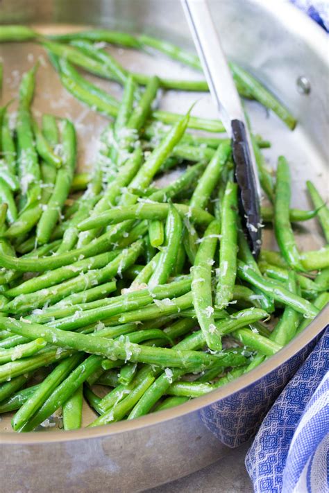 Skillet Parmesan Green Beans + Recipe Video