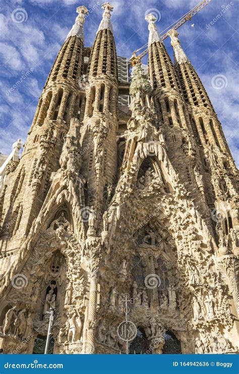 Cathedral La Sagrada Familia in Barcelona, Spain Editorial Photo ...