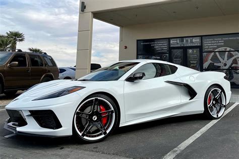 Chevrolet Corvette C8 Stingray White Forgiato Affilato-ECL | Wheel Front