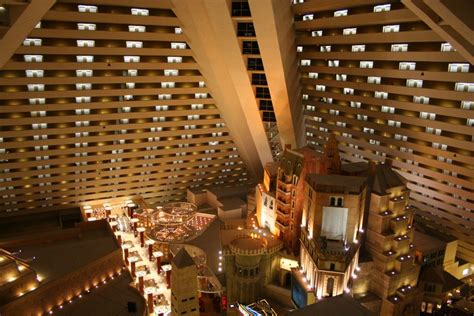 Luxor Hotel: The Pyramid Casino of Las Vegas | Trip Tips Las Vegas