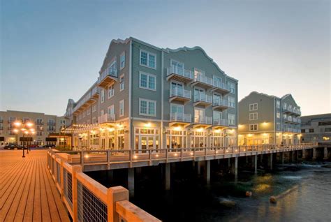 6 Best Hotels in Monterey Bay to Stay At Now