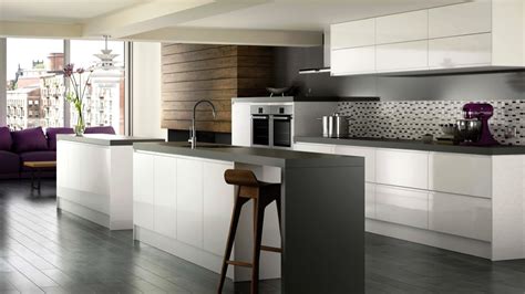 High Gloss White Paint Kitchen Cabinets | www.cintronbeveragegroup.com