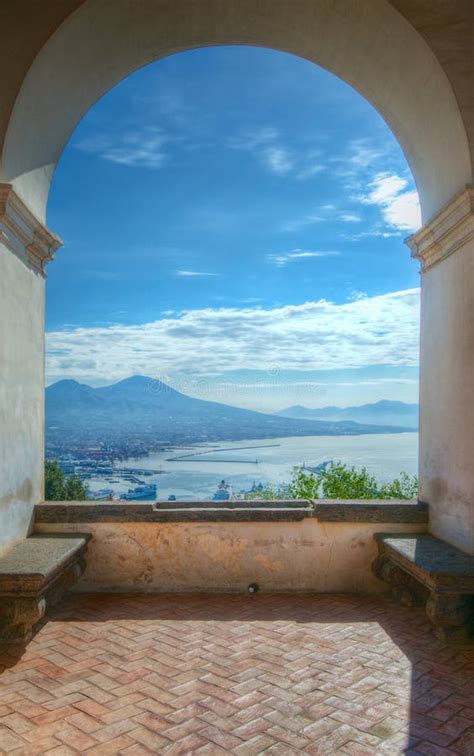 Mount Vesuvius and Gulf of Naples, Italy Stock Photo - Image of city, harbor: 26413180