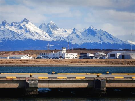 Ushuaia Airport (USH) Shuttle Hotel Transfers tours, activities, fun things to do in Ushuaia ...