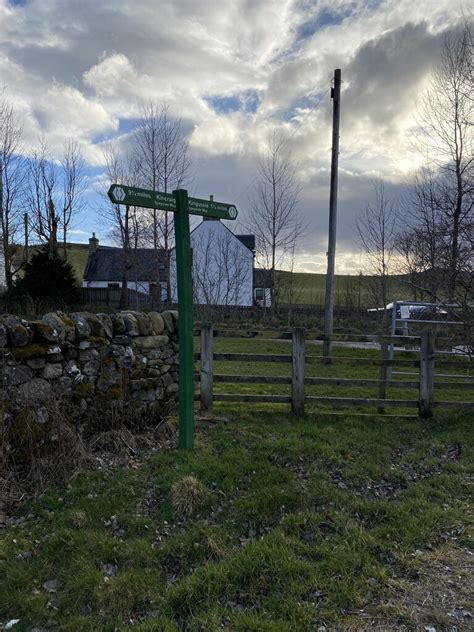 Speyside Way sign post near Gordon Hall... © thejackrustles cc-by-sa/2.0 :: Geograph Britain and ...