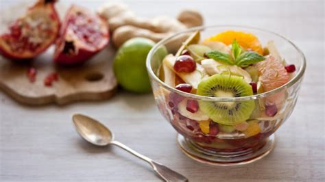 Fresh fruit salad recipe - BBC Food