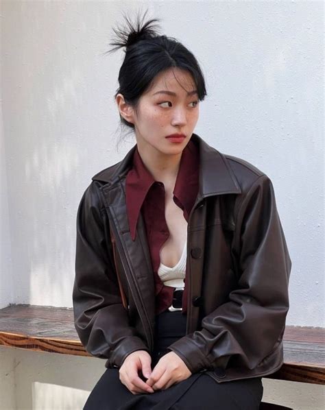 Minimalist Style - Leather Bomber Jacket Outfit