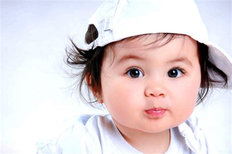 Cute Baby Smiling Wallpapers