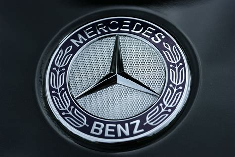 Mercedes Benz Logo Wallpapers, Pictures, Images