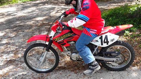 How to kick-start a 100cc dirt bike - YouTube