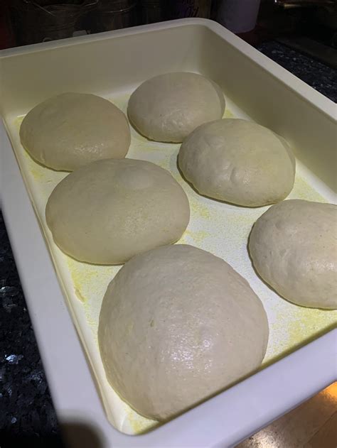 48+ Hour Biga Pizza Dough — pizzaptah