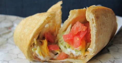 Review: Taco Bell - Quesalupa