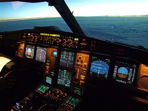 🔥 [40+] Airbus A380 Cockpit Wallpapers | WallpaperSafari