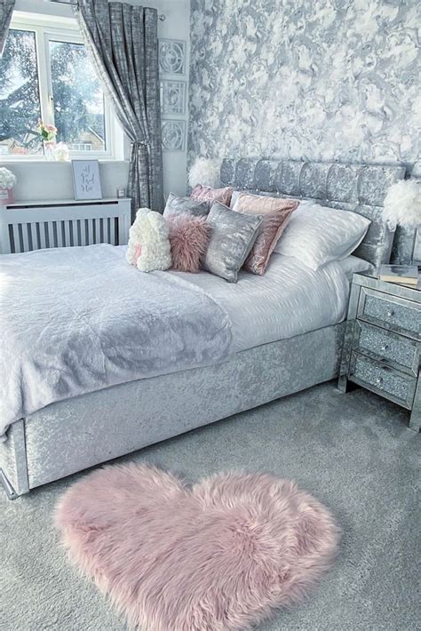 Grey Wallpaper For Bedroom Ideas - Design Corral