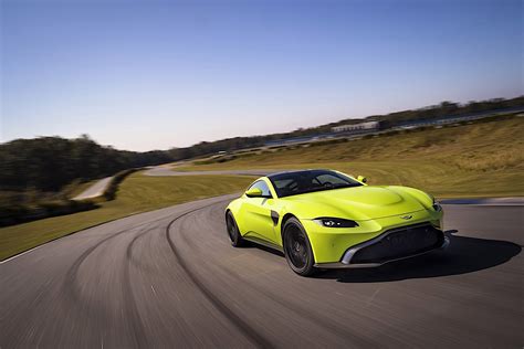 2018 Aston Martin Vantage Specs & Photos - autoevolution