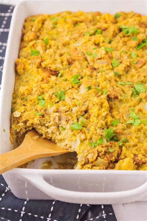 Easy Cornbread Stuffing Recipe | Lil' Luna