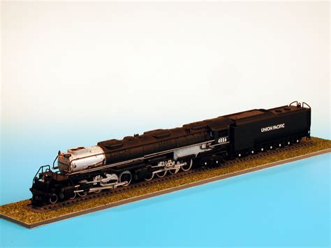 Revell Big Boy Locomotive 1/87th Scale Plastic Model Kit 02165 | Hobbies