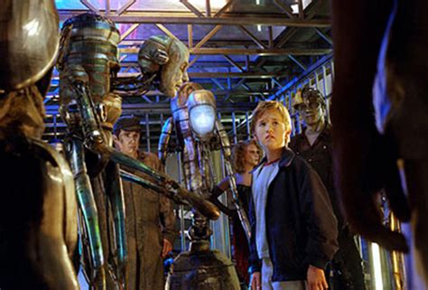 Memorable movie robots - CBS News