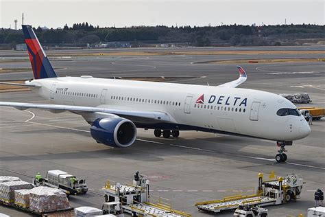 Delta Deploys A350 on Its Atlanta to Phoenix Route | Exclusive ...