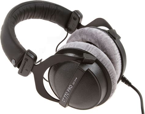 Beyerdynamic DT 770 review: Ohm, ohm on the road | GearOpen