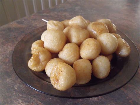 Bulakena Bakers: Karioka (Filipino Chewy Balls) With Sweet Sugar Sauce