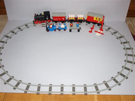 Lego Train set 7722 Steam Cargo Train, battery