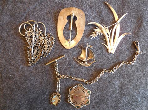 Some New Old Jewelry Flea Market Finds With More To Come! :^D | Collectors Weekly