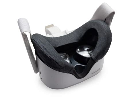 5 MUST-HAVE Oculus Quest 2 Accessories – Kronos VR